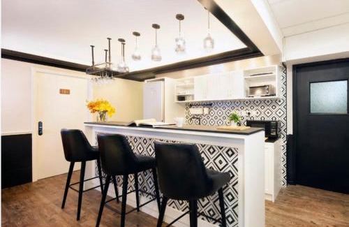 Tsim Sha Tsui Hotel | Family-Friendly Stay at Pillows CoLiving - Rated 8.6/10