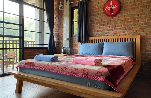 Thong Pha Phum House | Discover PilokMyhome: Family-Friendly Retreat in Mine Pit