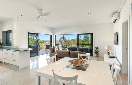 Yamba Apartment | Discover Pilotage 1: Oceanfront Views & Pool Access