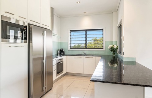 Yamba Apartment | Discover Pilotage 1: Oceanfront Views & Pool Access
