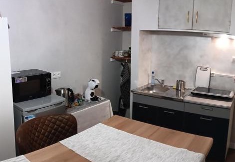Voru Apartment | Budget-Friendly Pilve Apartment with Pool & Child Care