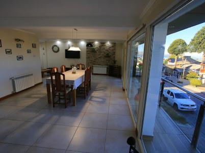 10 de Diciembre Apartment | Pet-Friendly Pinar Suites: Guest Rated 10/10 Stay Awaits!