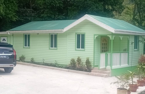 Pointe Michel Cabin | Exceptional Stay at Pinard's Mountain Resort - Cottage 9