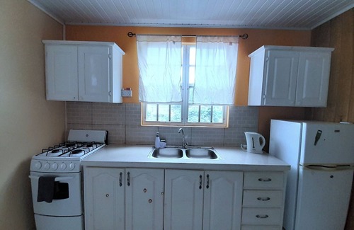 Loubiere Apartment | Family-Friendly Getaway at Pinard's Vacation Home Apt 4