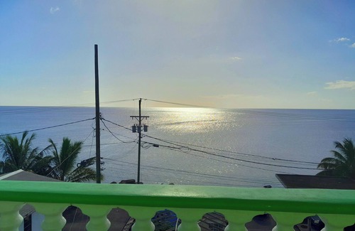 Loubiere Apartment | Family-Friendly Getaway at Pinard's Vacation Home Apt 4
