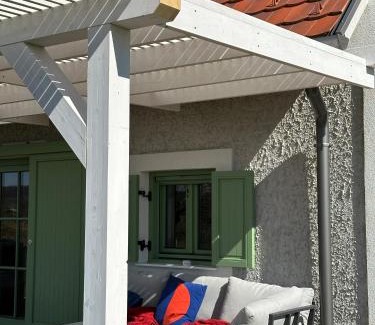 Balatoncsicso House | Pet-Friendly Retreat at Pince a Hegyen - Rated 9.7/10