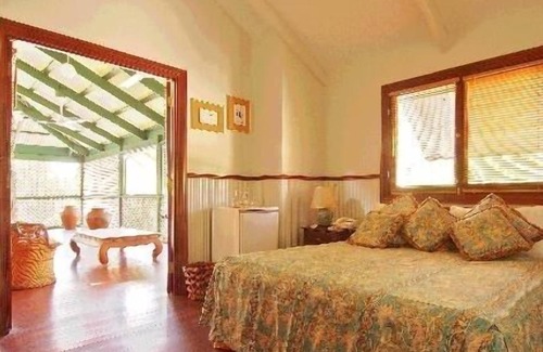 Broome Hotel | Experience Pinctada McAlpine House: 4-Star Stay with Pool