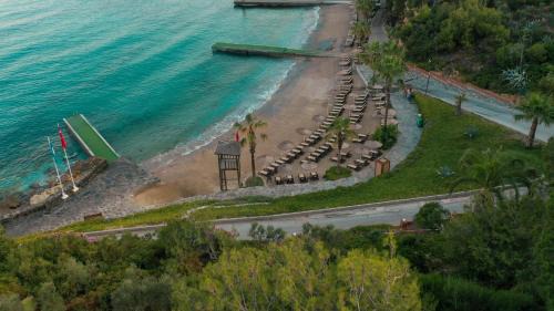 Kusadasi Resort | Experience Pine Bay Holiday Resort with Private Beach Access