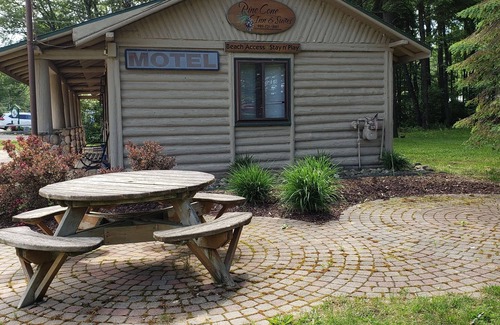 Gaylord House | Inviting Room #9 with 2 Double Beds at Pine Cone Inn