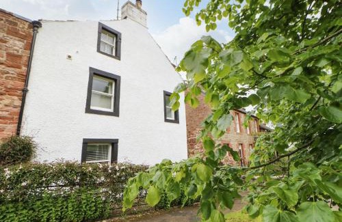 Appleby-in-Westmorland House | Escape to Pine Cottage: 4-Star Perfection, Rated 10/10