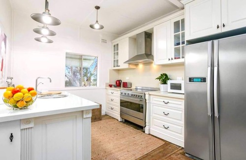 Katoomba Cottage | Pine Hill Cottage - Cozy Retreat Near Katoomba Village