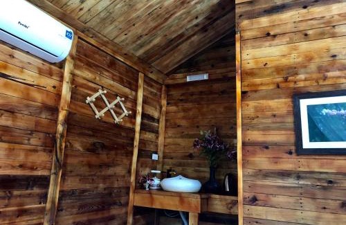 Soc Son Ski Chalet | Pine Hill Villas & Camping
