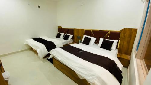 Rajgarhi Hotel | Discover Pine Hills Resort: Family-Friendly Dining Awaits