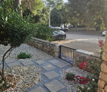 Gajac Apartment | Pine House Novalja