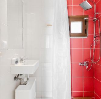 Elia Apartment | Pet-Friendly Retreat at Pine in the Sea, Nikiti-Sithonia