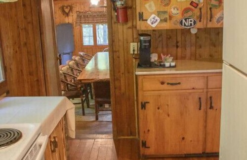 Bainbridge Cabin | Family-Friendly Retreat at Pine Lake Trout Club Cabin #7