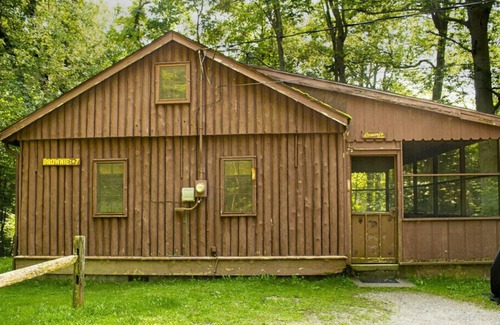 Bainbridge Cabin | Family-Friendly Retreat at Pine Lake Trout Club Cabin #7