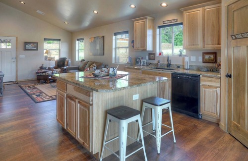 Bayfield Cabin | Secluded Cabin on the Pine River - Perfect for Fishing Getaways