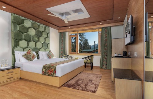 Srinagar Hotel | Family-Friendly Pine Spring Resort in Beautiful Gulmarg