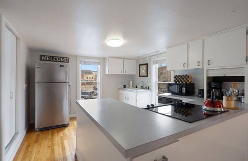 Fort Collins House | Convenient Pine Street Loft – Steps from Old Town Square!