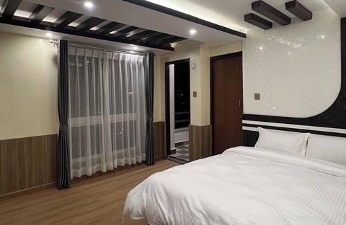 Baluwapati Deupur Resort | Cozy Pine Tree Resort: Family-Friendly with Breakfast Included