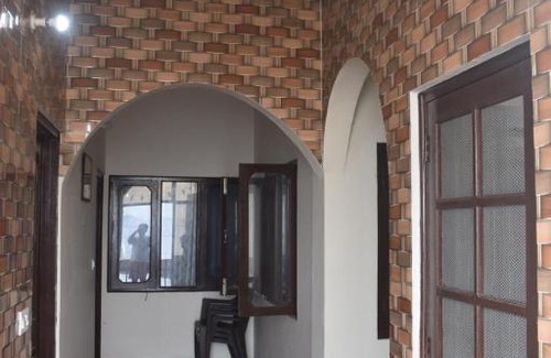 Kumarhatti Hotel | Inviting Pine Valley Home Stay: Rated 9/10, Pet Friendly