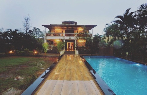 Kune N.m. Villa | Experience Comfort at Pine Villa – Pet-Friendly Getaway