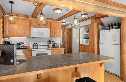 Leavenworth Cabin | Pine Vista - Inviting Log Cabin in the Whispering Pines