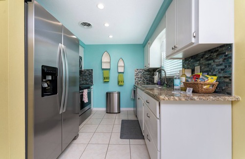 Englewood Villa | Beachside Bliss: Pineapple Express with Ocean Views