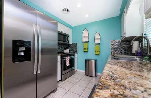 Englewood Villa | Beachside Bliss: Pineapple Express with Ocean Views