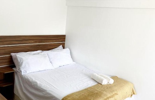 Marinas House | Cozy Pineapples Casa Angra with Ocean Views & Family Friendly