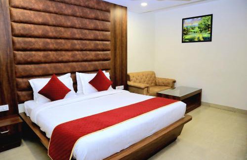 Amritsar Hotel | Family-Friendly Pineberry Hotels: 4-Star Comfort Awaits