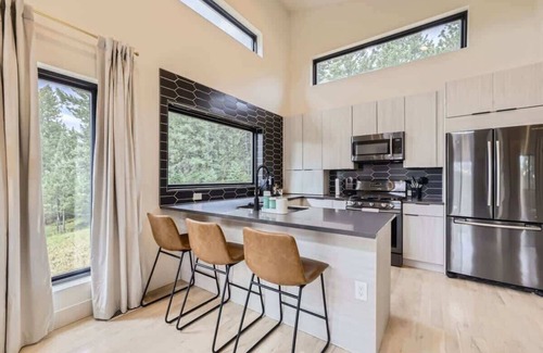 Evergreen Meadows House | Serene Ponderosa Evergreen Cabin with Beautiful Views