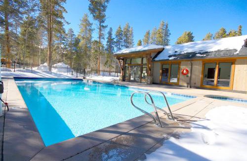 Warrior's Mark House | Family-Friendly Pinecreek #F - 3 BR with Pool Access