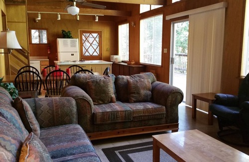 Cold Springs Cabin | Family-Friendly Cabin in Pinecrest Area - Rated 9.2/10!