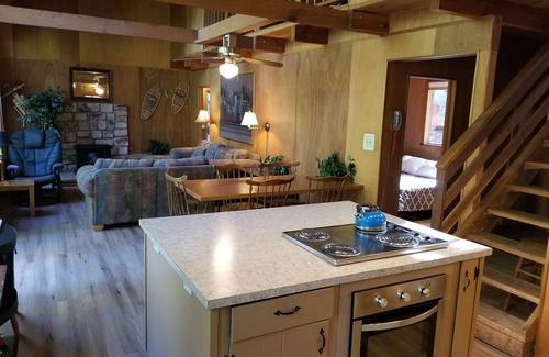 Cold Springs Cabin | Family-Friendly Cabin in Pinecrest Area - Rated 9.2/10!