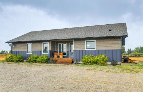 Pinedale House | Pinedale Getaway Near Hiking, Skiing and Lakes!