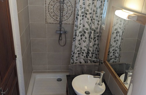 Pinet Apartment | Pinet apartment with terrace and high-speed wifi.