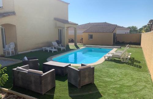 Pinet Apartment | Serene Pinet Retreat with Ocean Views and Pool Access