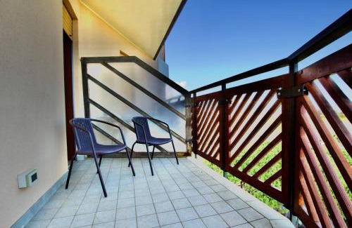 Jesolo Pineta Apartment | Pet-Friendly Getaway at Pineta Residence in Jesolo