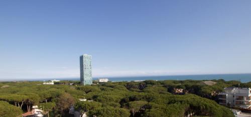 Jesolo Pineta Apartment | Pet-Friendly Getaway at Pineta Residence in Jesolo
