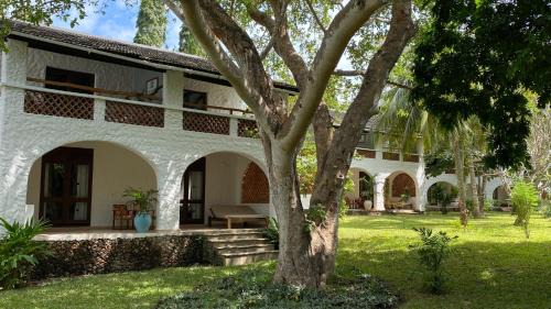 Galu Hotel | Relax at Pinewood Beach Resort and Spa with Oceanfront Amenities