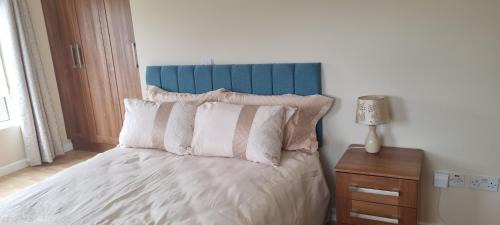 Douglas House | Pinewood Lodge: Highly Rated Retreat for Your Getaway