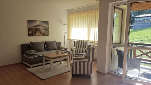 Vysne Ruzbachy Apartment | Child-Friendly Pinewood Valley Oasis with Great Reviews