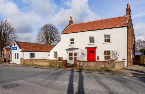 Wistow House | Experience Comfort at Pinfold House - Pet & Child Friendly