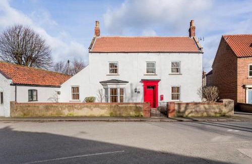 Wistow House | Experience Comfort at Pinfold House - Pet & Child Friendly
