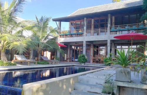 San Sai Villa | Experience Ping Pool Villa 1: Oceanfront Bliss Awaits