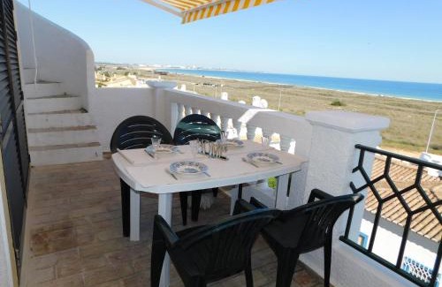 Meia Praia Apartment | Oceanfront Escape at Pinhal Ocean View - Rated 9.3/10