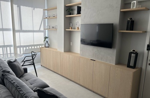 Jardins Apartment | Pinheiros, Bauhaus,completo, Novo, Iluminado, Excelente Localização