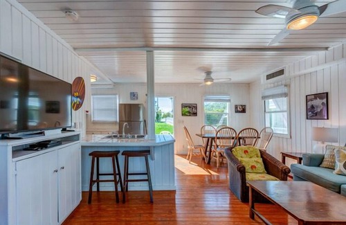 Hope Town House | Discover Pink Coral: Your Oceanfront Paradise Retreat!